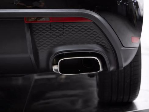 Certified 2026 Porsche Macan AWD/4WD image 20