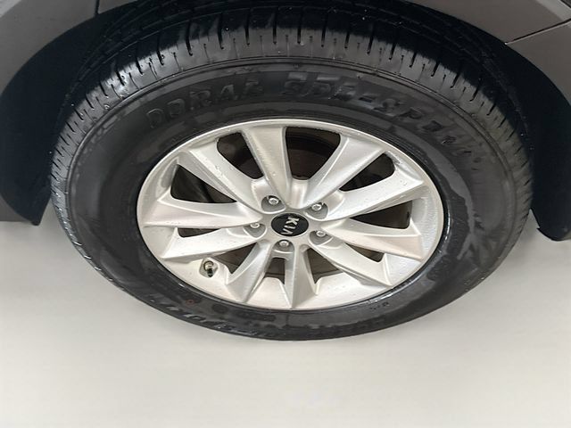 Used 2019 Kia Sorento FWD image 27
