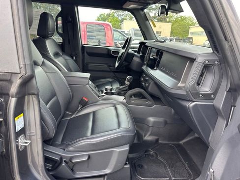 Used 2025 Ford Bronco Badlands AWD/4WD image 4
