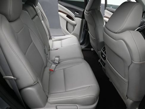 Used 2020 Acura MDX SH-AWD image 18