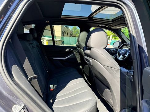Used 2021 BMW X5 xDrive40i w/ M Sport Package AWD/4WD image 21