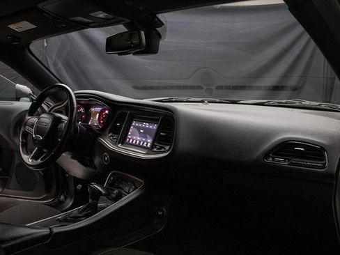 Used 2022 Dodge Challenger GT image 16