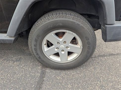 Used 2012 Jeep Wrangler Sport image 9