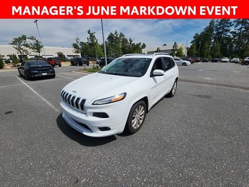 Used 2017 Jeep Cherokee Overland w/ Technology Group FWD image 5