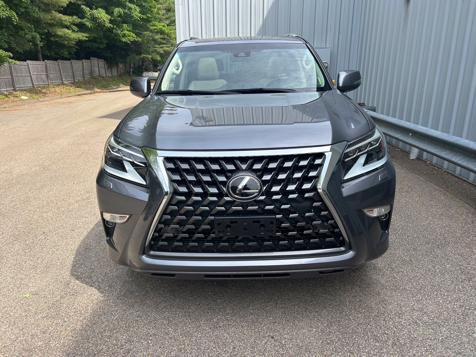 Used 2021 Lexus GX 460 Premium w/ Premium Package AWD/4WD image 2