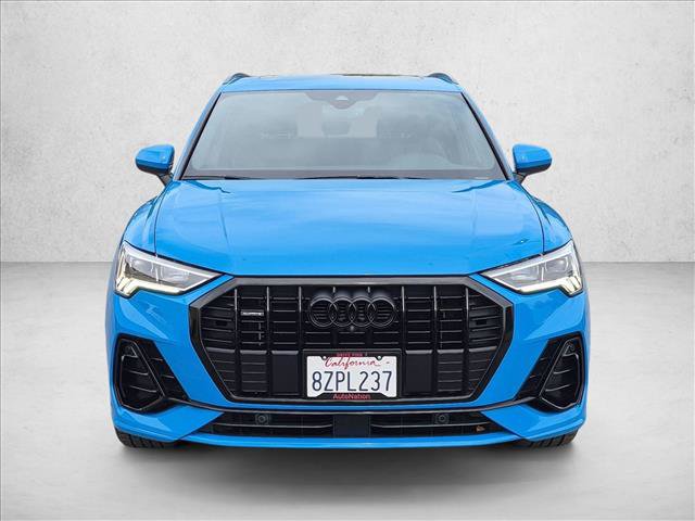 Used 2022 Audi Q3 2.0T Premium Plus w/ Premium Plus Package AWD/4WD image 2
