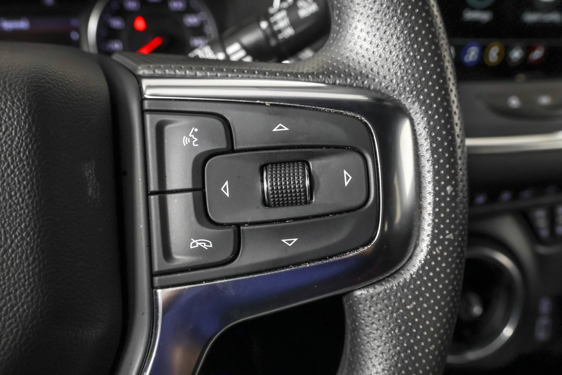 Used 2024 Chevrolet Blazer LT w/ Convenience Package FWD image 29