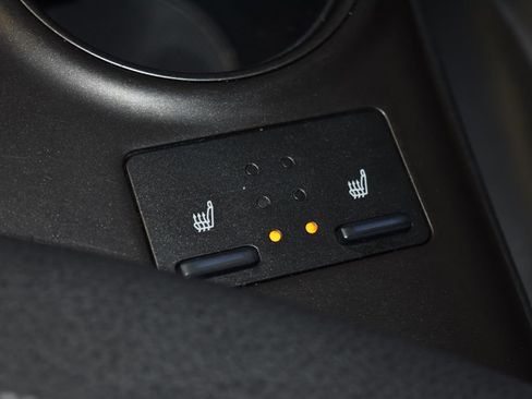 Used 2023 Toyota Camry XSE image 18