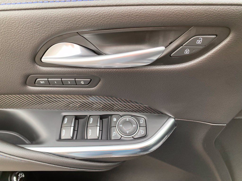 Used 2025 Cadillac XT4 Sport w/ LPO, Floor Liner Package AWD/4WD image 14