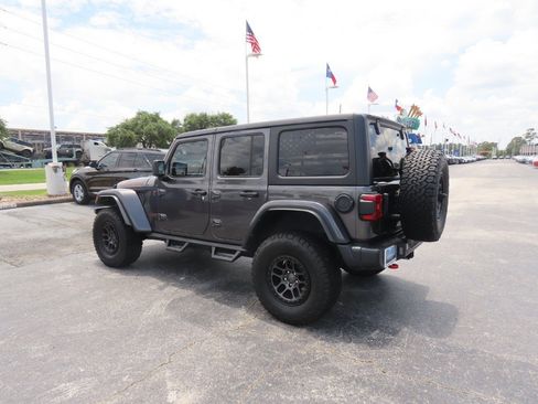 Used 2022 Jeep Wrangler Unlimited Rubicon w/ Xtreme Recon 35" Tire Package AWD/4WD image 15