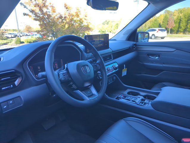 New 2026 Honda Pilot Elite image 3