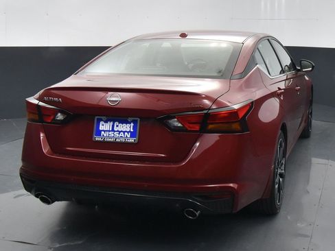 Certified 2025 Nissan Altima 2.5 SR image 19