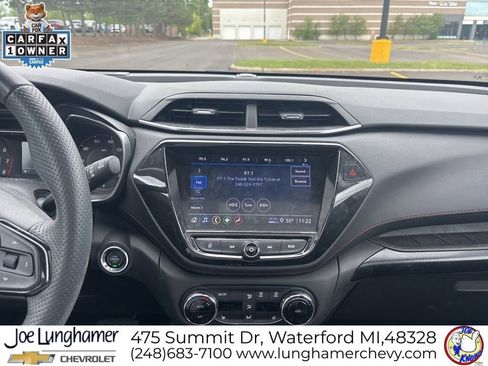 Used 2023 Chevrolet TrailBlazer RS w/ Sun and Liftgate Package FWD image 15