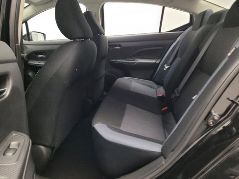 Used 2025 Nissan Versa SV FWD image 18