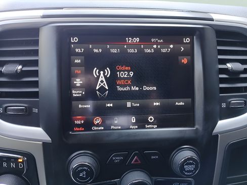 Used 2020 RAM 1500 Warlock w/ Electronics Group AWD/4WD image 14