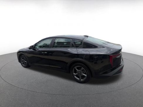 Used 2025 Kia K4 FWD image 10