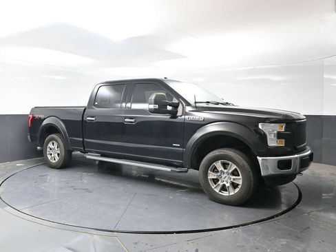 Used 2016 Ford F150 XLT w/ Equipment Group 302A Luxury AWD/4WD image 4