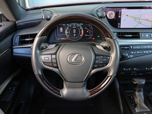 Used 2019 Lexus ES 350 image 16