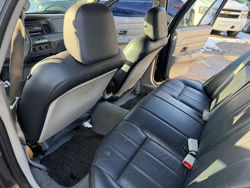 Used 2005 Ford Crown Victoria Police Interceptor RWD image 24