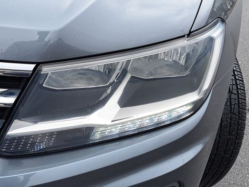 Used 2019 Volkswagen Tiguan SEL image 31