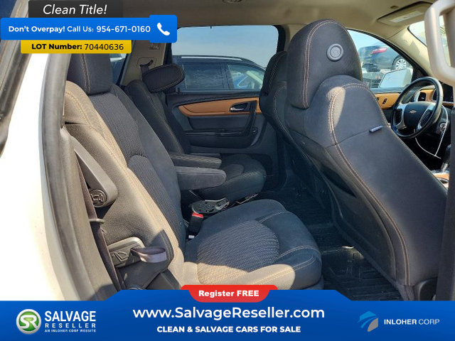 Used 2014 Chevrolet Traverse LT w/ All-Star Edition FWD image 15