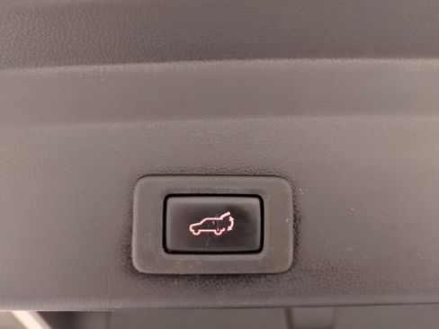 Used 2019 Subaru Ascent Touring w/ Popular Package #3 image 14