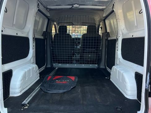 Used 2021 Nissan NV200 SV image 17