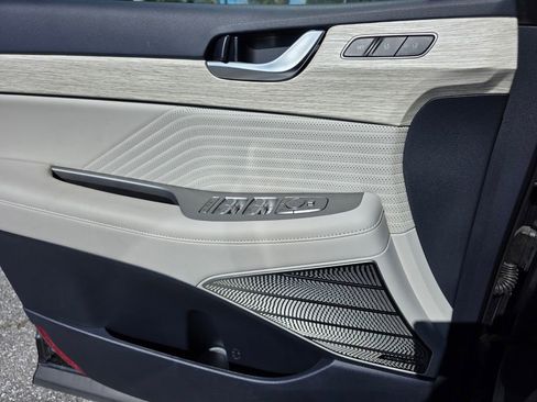 Used 2025 Hyundai Palisade Calligraphy image 28
