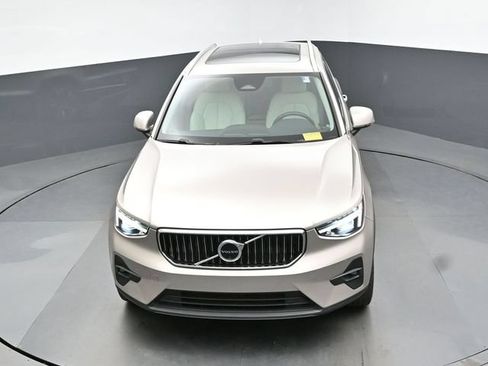 Used 2024 Volvo XC40 B5 Plus w/ Climate Package AWD/4WD image 45