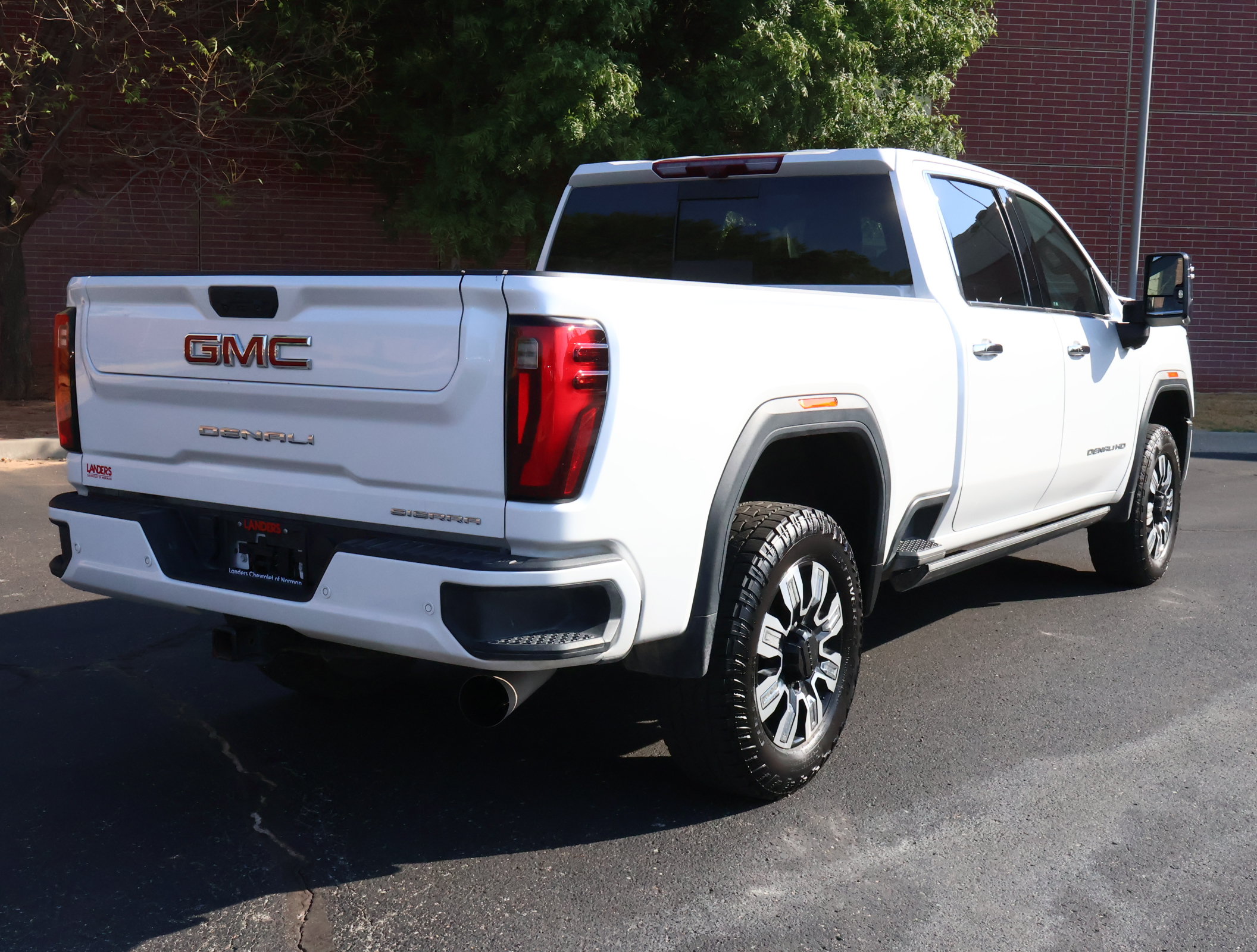 Used 2025 GMC Sierra 2500 Denali w/ Denali Reserve Package AWD/4WD image 36