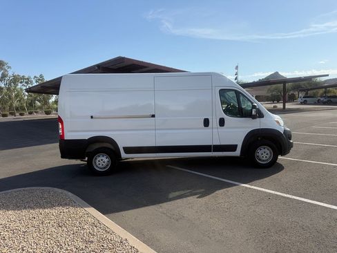 Used 2023 RAM ProMaster 2500 FWD image 6