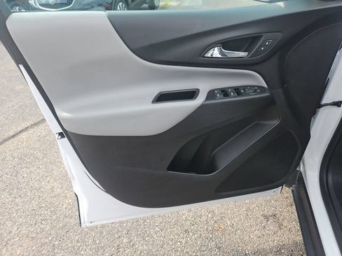 Used 2024 Chevrolet Equinox LS FWD image 10