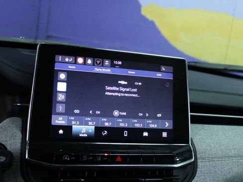 Used 2022 Jeep Compass Latitude image 18