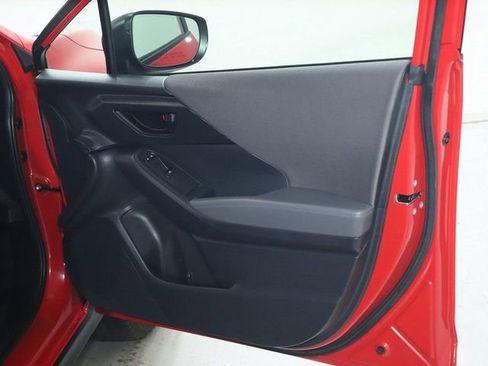 Certified 2024 Subaru Crosstrek 2.0i Premium image 33