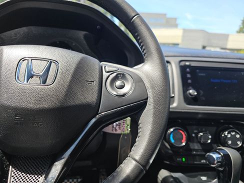 Used 2021 Honda HR-V Sport image 33