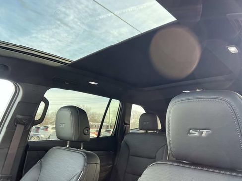 New 2026 Buick Enclave Sport Touring w/ Power Package image 22