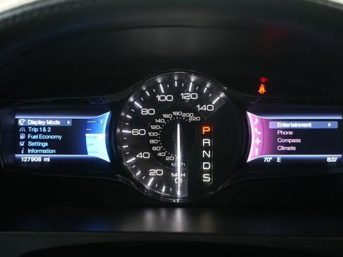 Used 2013 Lincoln MKX AWD image 11