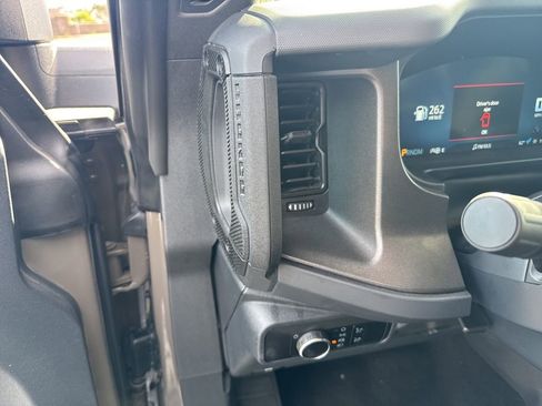 Used 2025 Ford Bronco Big Bend image 15