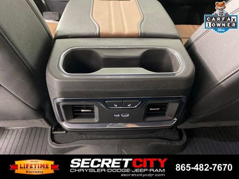 Used 2026 Chevrolet Silverado 2500 High Country w/ High Country Premium Package AWD/4WD image 25