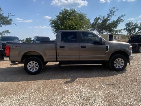 Used 2021 Ford F250 XL w/ STX Appearance Package image 8