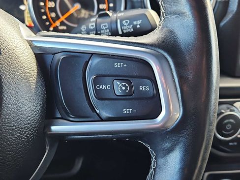 Used 2019 Jeep Wrangler Unlimited Sahara w/ Quick Order Package 24M Moab image 24