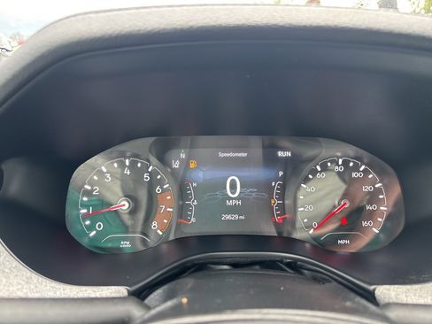 Used 2024 Jeep Compass Latitude image 8