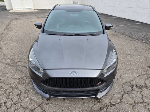 Used 2016 Ford Focus ST w/ Equipment Group 401A image 5