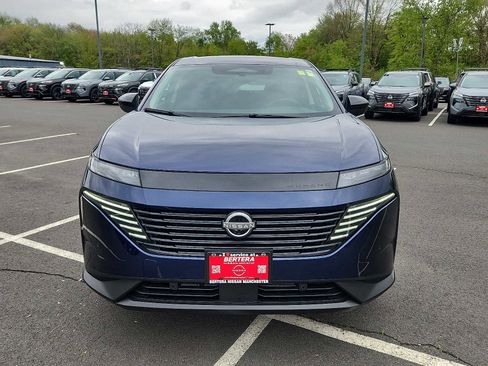 Used 2025 Nissan Murano SV AWD/4WD image 2