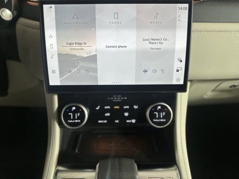 New 2026 Jaguar F-PACE R-Dynamic S image 27