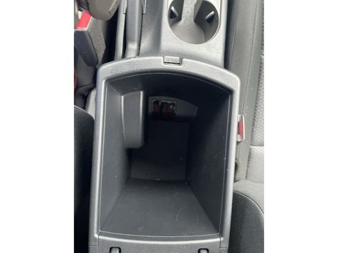 Used 2025 Kia Soul LX w/ LX Technology Package FWD image 17