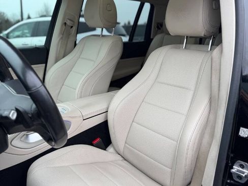 Used 2021 Mercedes-Benz GLS 450 4MATIC image 14