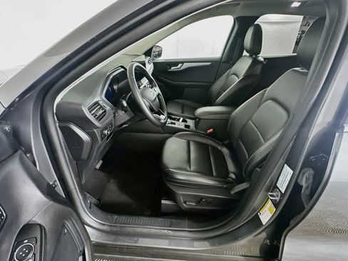 Used 2025 Ford Escape Platinum AWD/4WD image 13