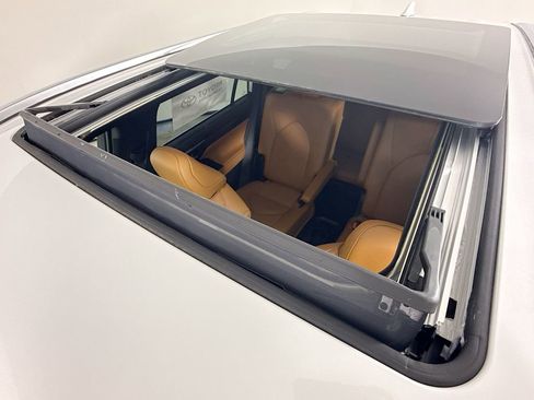 New 2026 Toyota Highlander Platinum AWD/4WD image 25