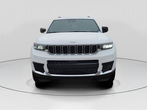 New 2025 Jeep Grand Cherokee L Laredo image 2